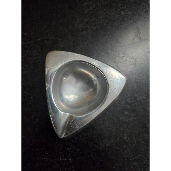Vintage Aluminum Ashtray 3.5" Mid Century Modern Space Age Triangular Design - Picture 4 of 5